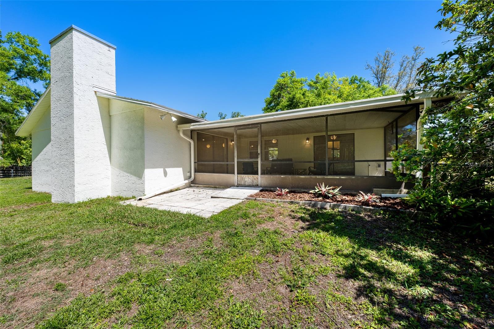 CONNERS LAKE FRONT ESTATES - Residential