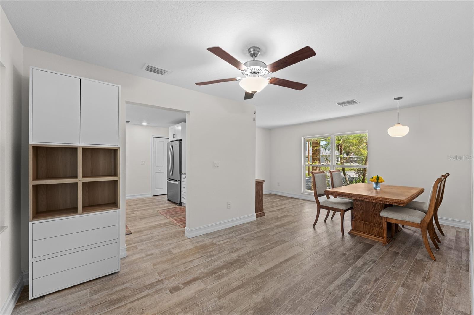 CONNERS LAKE FRONT ESTATES - Residential