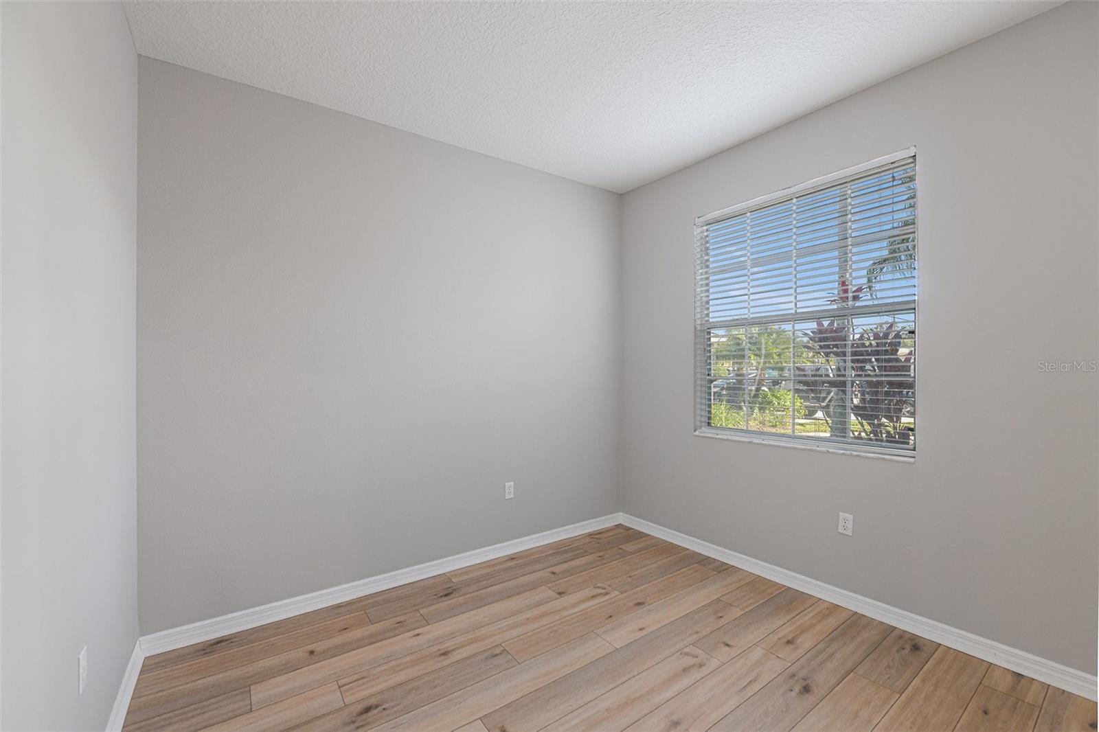 GROVES PH 01A - Residential