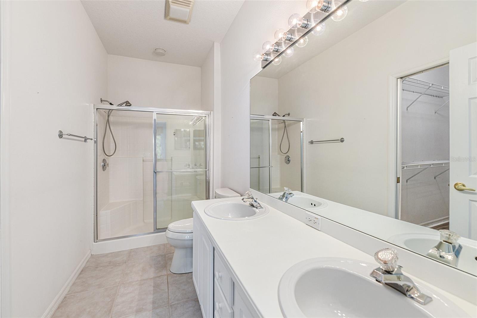 GROVES PH 01A - Residential