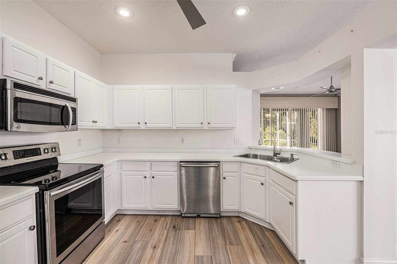 GROVES PH 01A - Residential