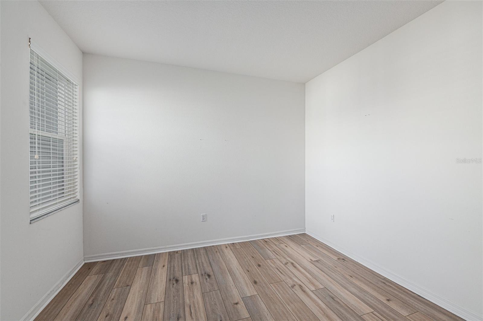 GROVES PH 01A - Residential