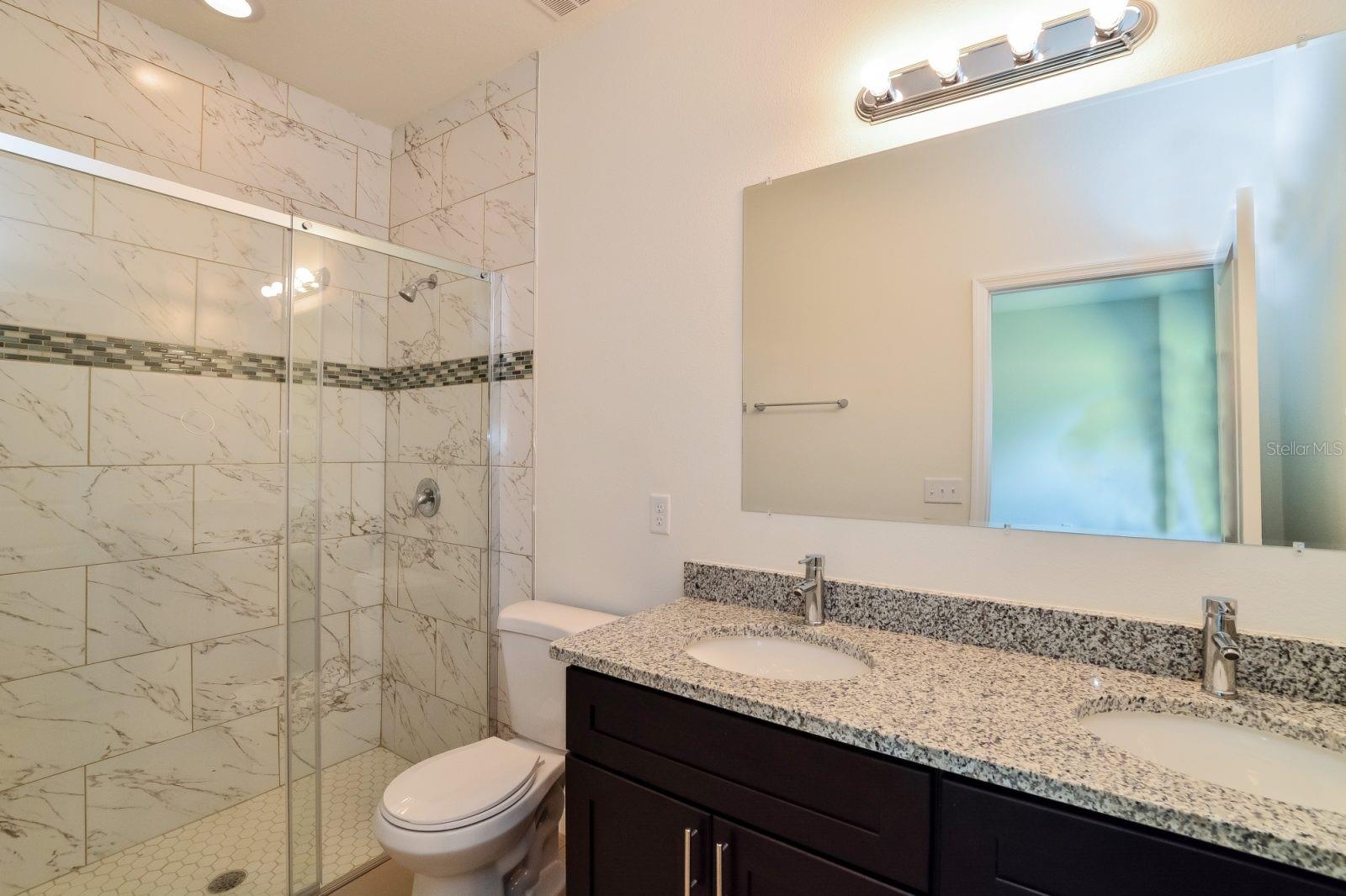 MARION OAKS UN 03 - Residential Lease