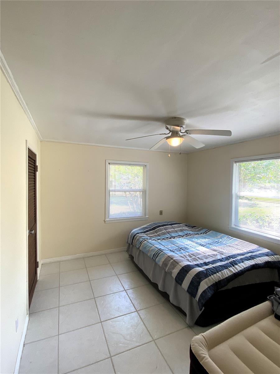 LAKE LIZZIE ESTATES - Residential Lease