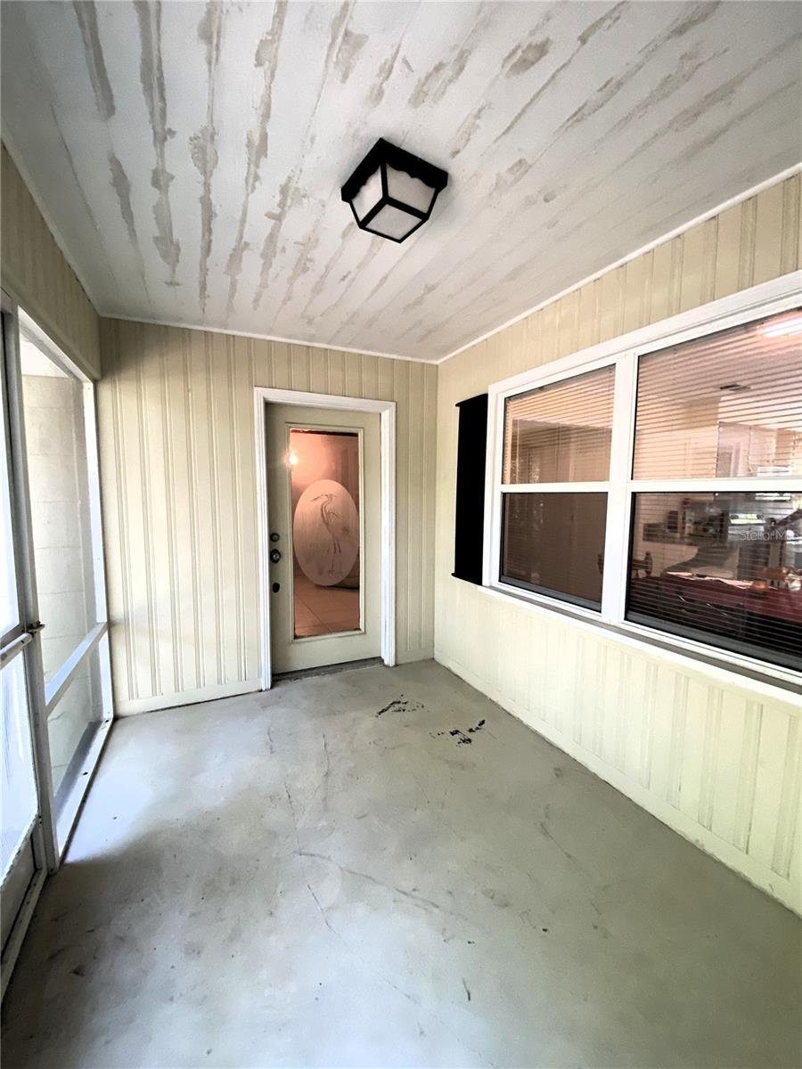 LAKE LIZZIE ESTATES - Residential Lease