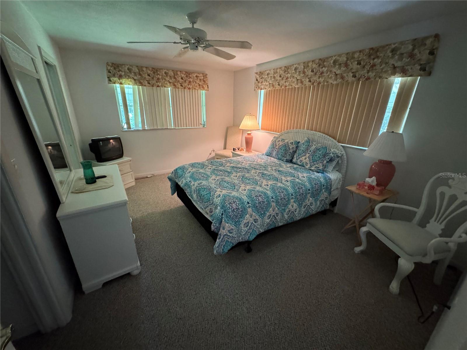 VENICE GARDENS - Residential Lease