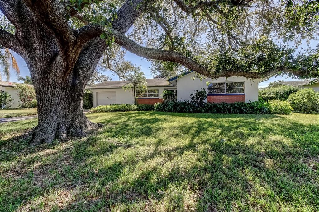 Photo of 2364 6th Avenue SW, Largo, FL 33770 (MLS # TB8448441)