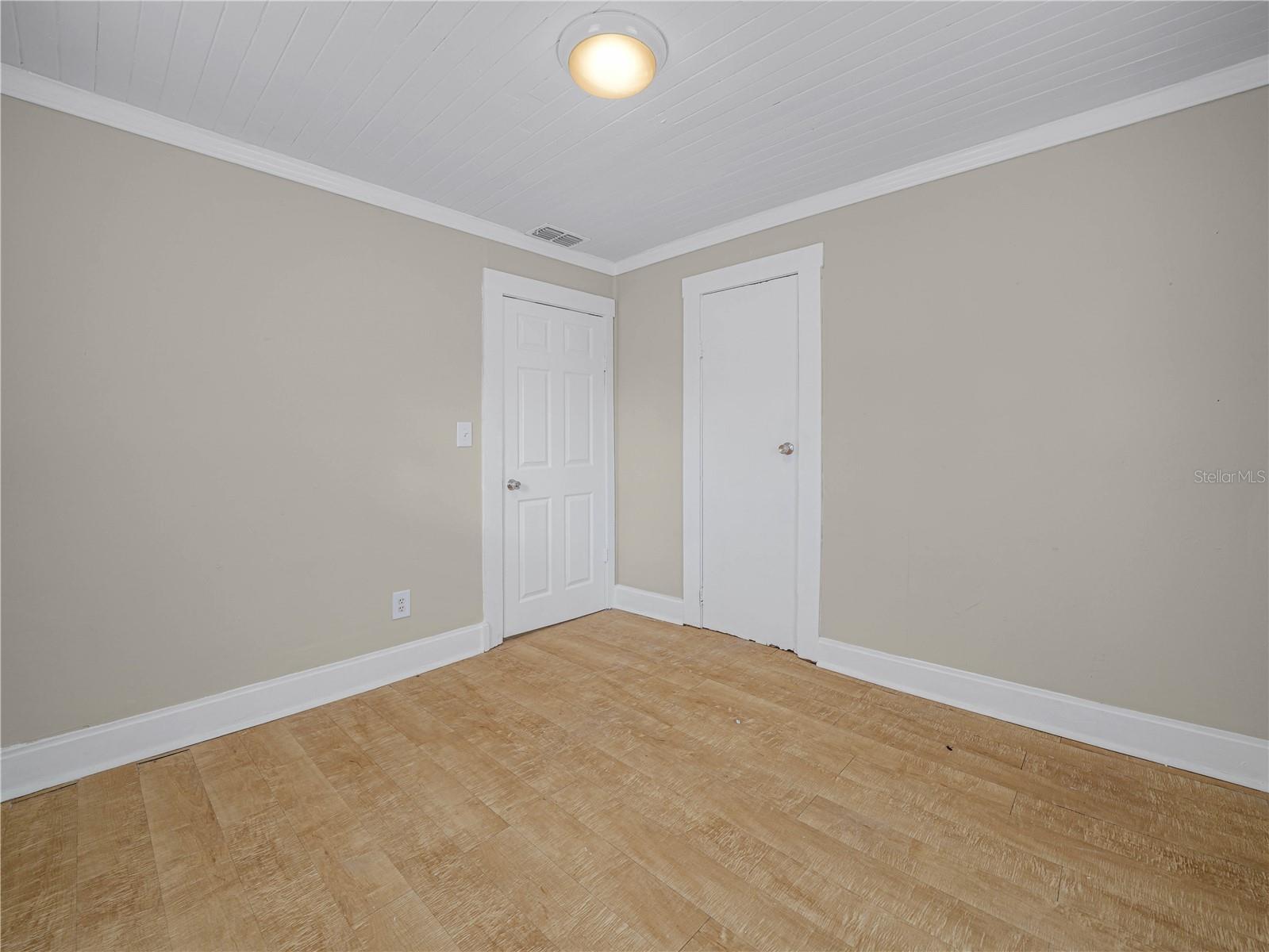 INWOOD - Residential