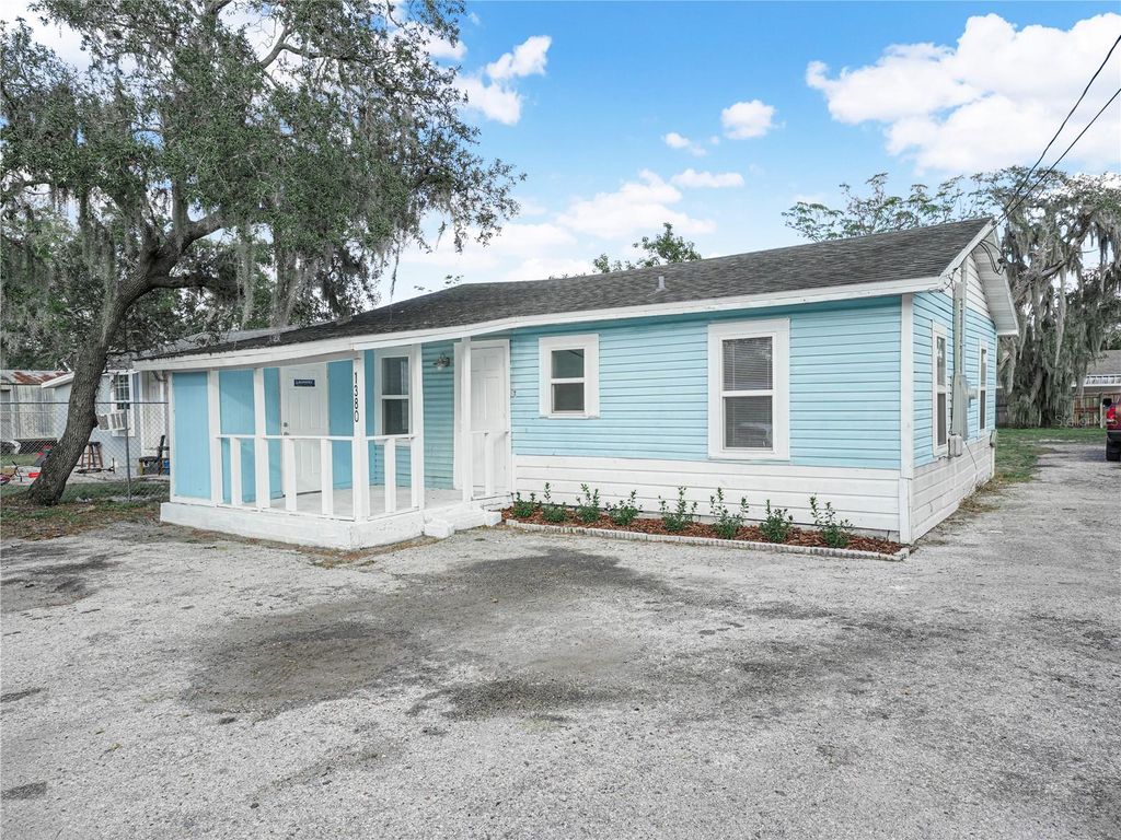 Photo of 1380 35th Street NW, Winter Haven, FL 33881 (MLS # L4959338)