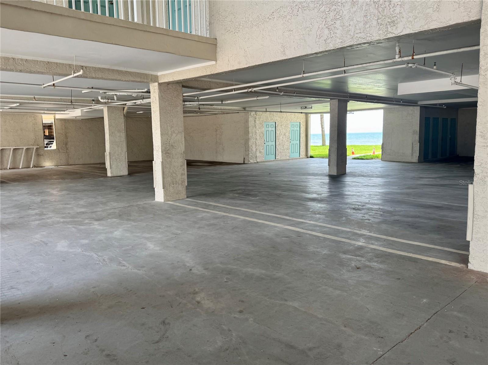 REDINGTON PLACE CONDO - Residential