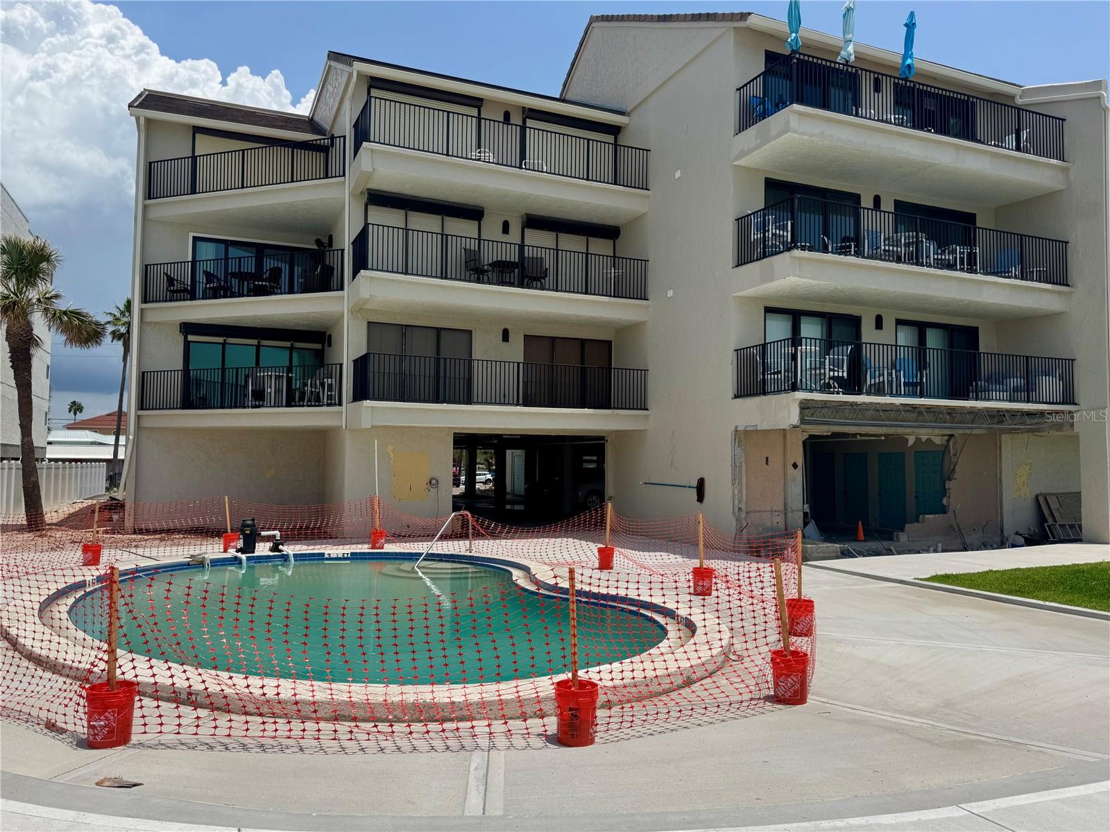 REDINGTON PLACE CONDO - Residential