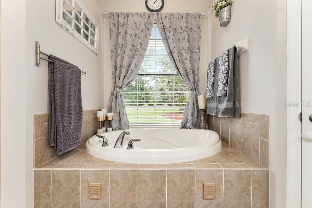 RAINBOW SPGS 05 REP - Residential