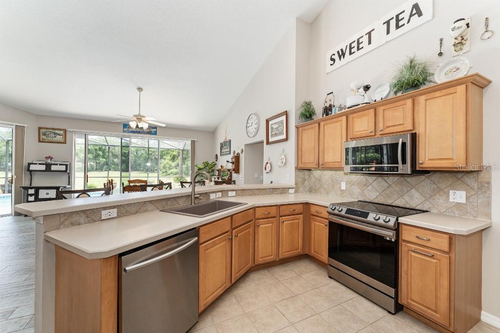 RAINBOW SPGS 05 REP - Residential