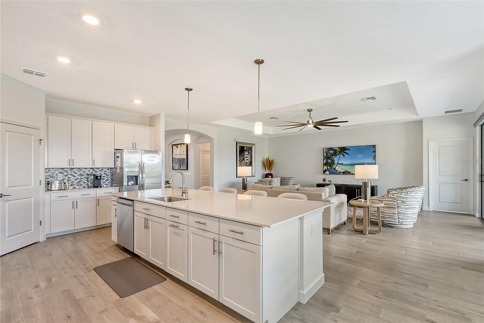 LORRAINE LAKES - Residential Lease