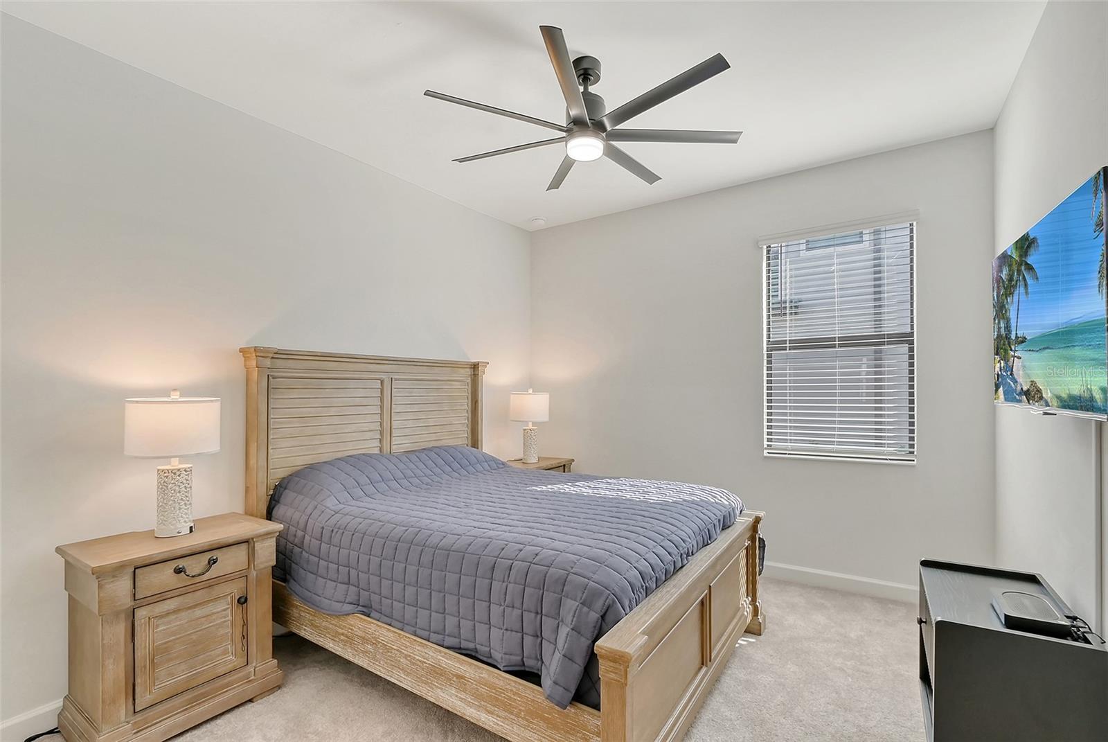 LORRAINE LAKES - Residential Lease