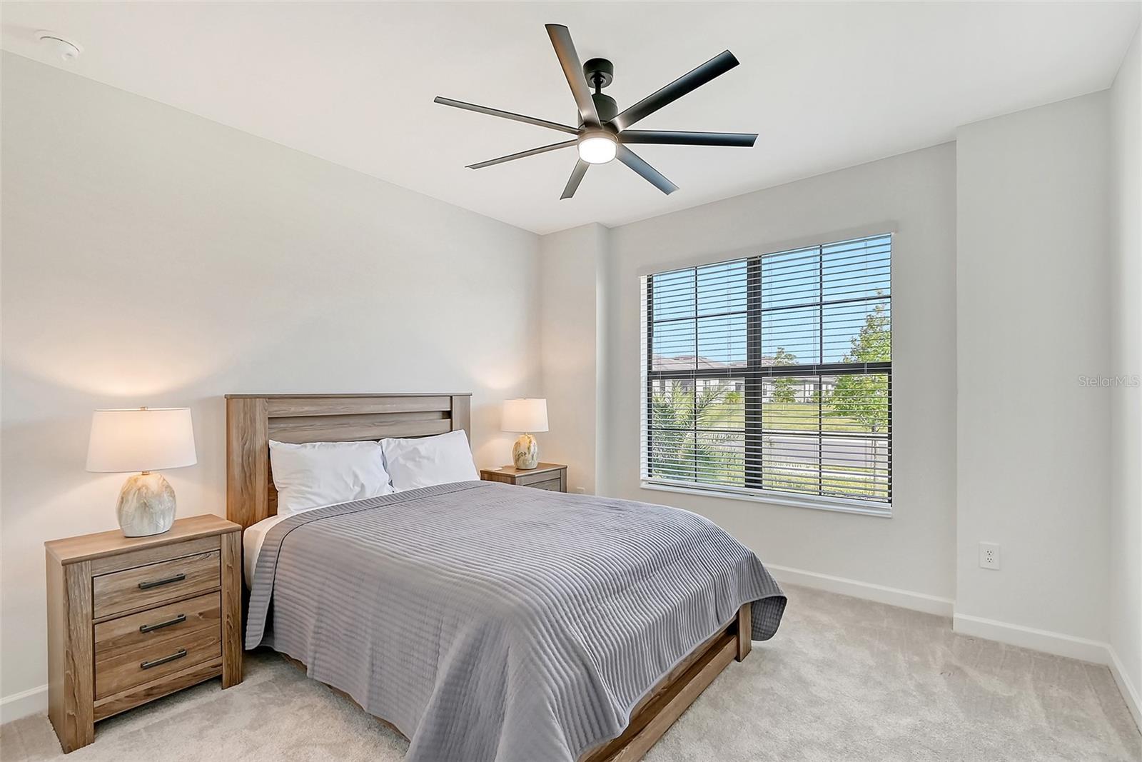 LORRAINE LAKES - Residential Lease