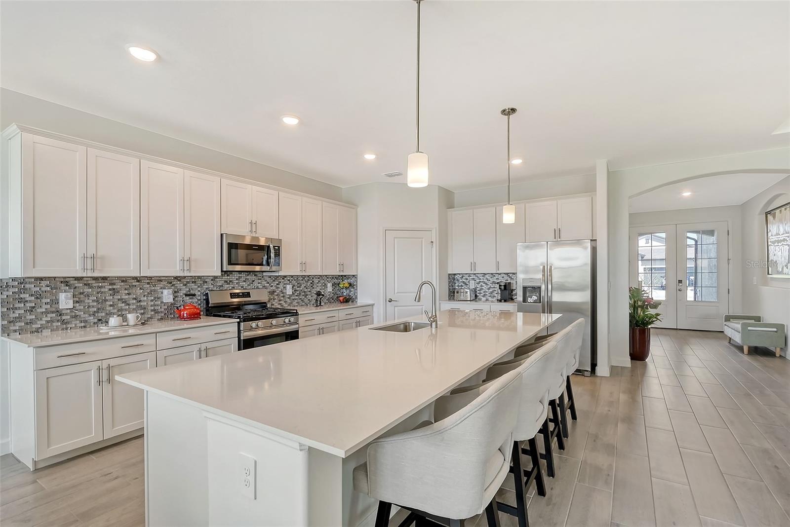 LORRAINE LAKES - Residential Lease