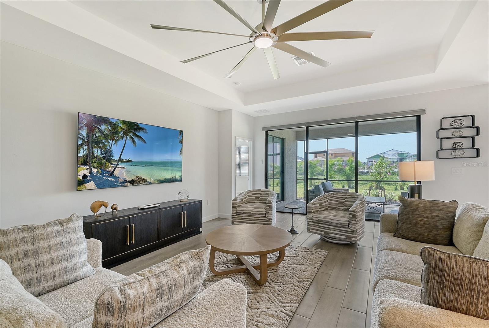 LORRAINE LAKES - Residential Lease