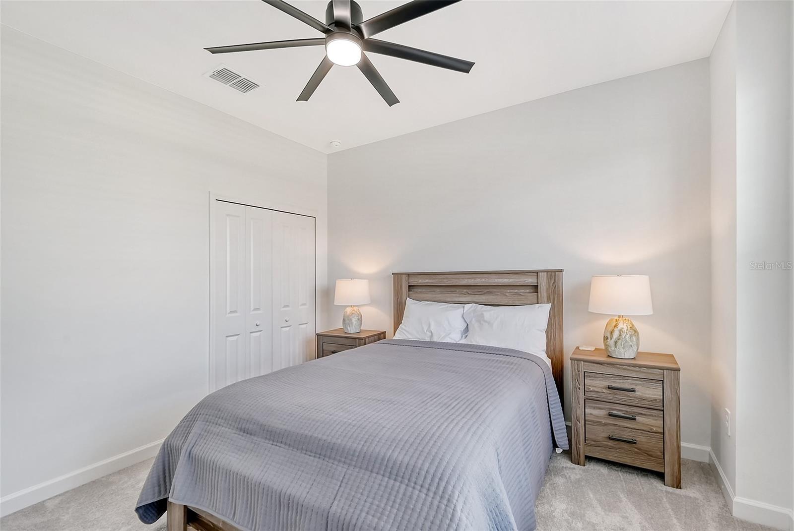 LORRAINE LAKES - Residential Lease