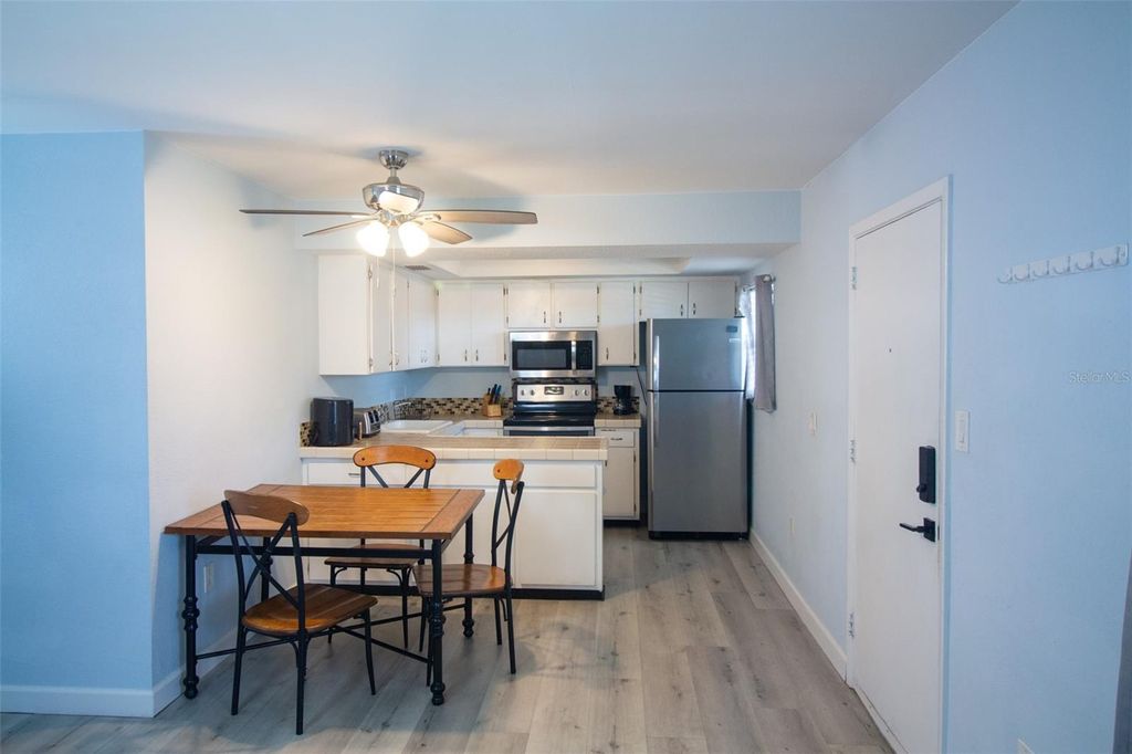 Photo of 400 Base #225, Venice, FL 34293 (MLS # N6140048)
