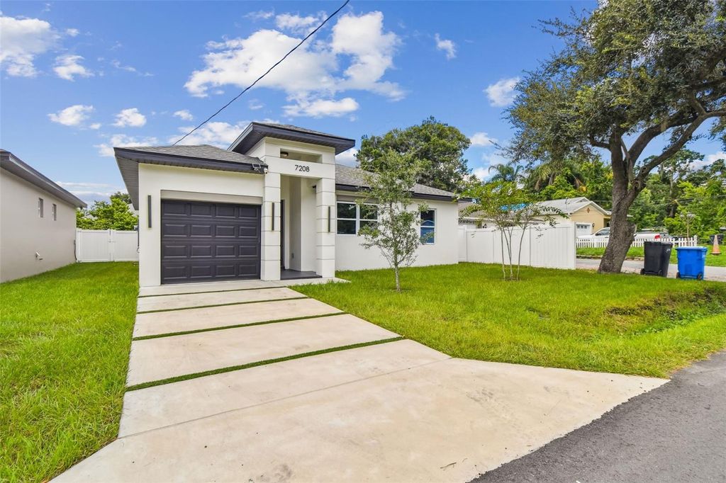 Photo of 7208 N Glen Avenue, Tampa, FL 33614 (MLS # TB8428385)
