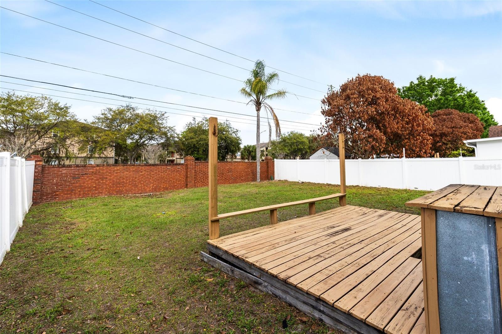 ECON RIVER ESTATES - Residential