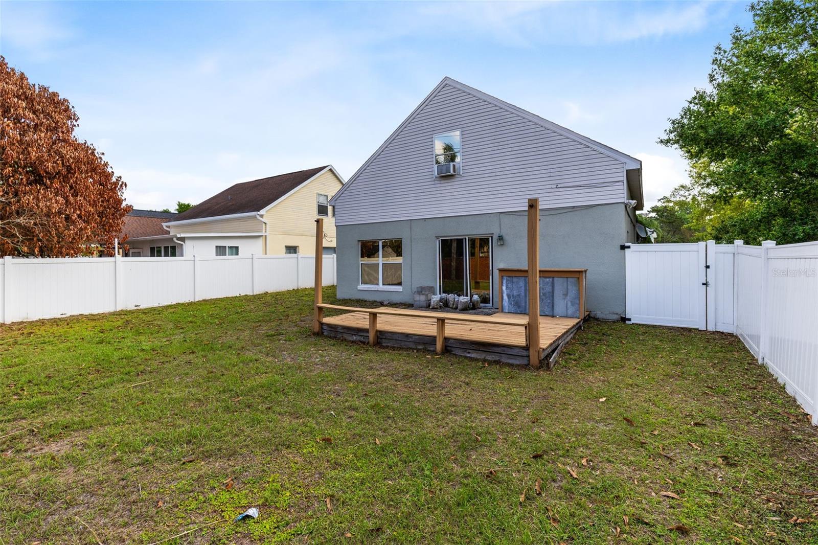 ECON RIVER ESTATES - Residential