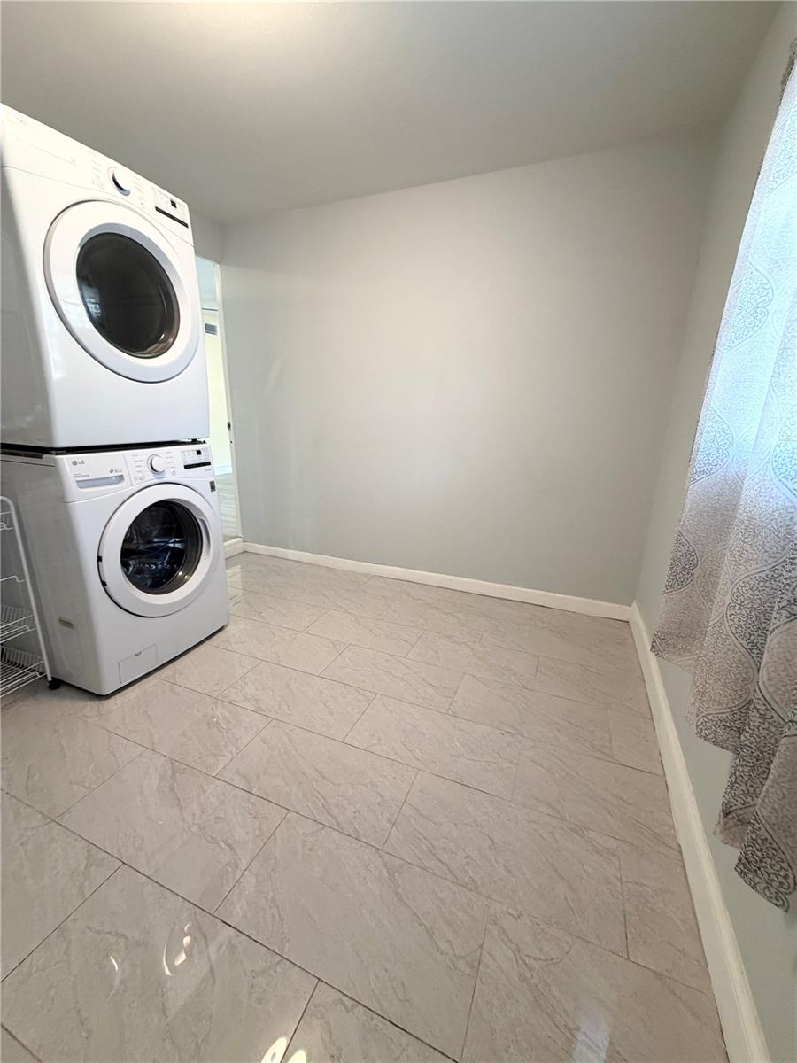 MANKATO HEIGHTS - Residential Lease