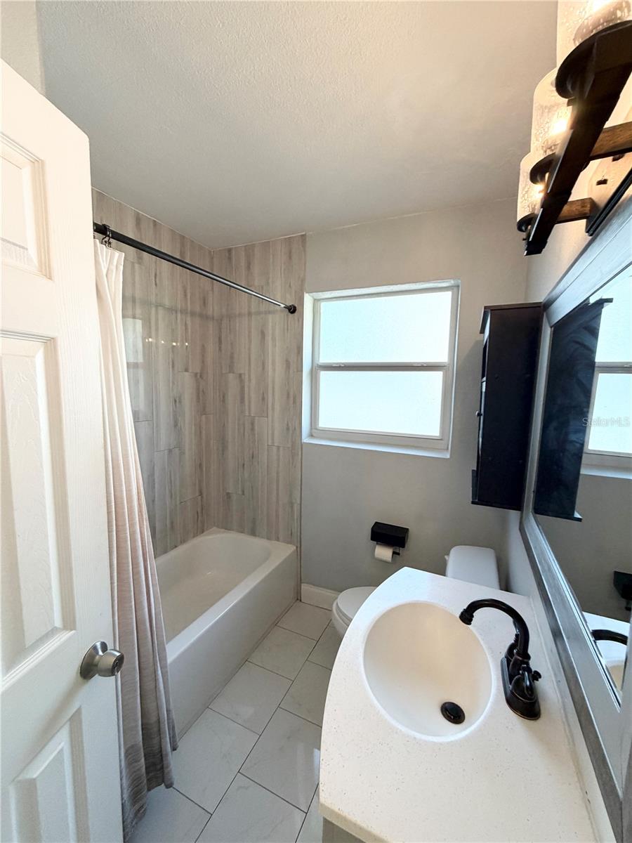 MANKATO HEIGHTS - Residential Lease