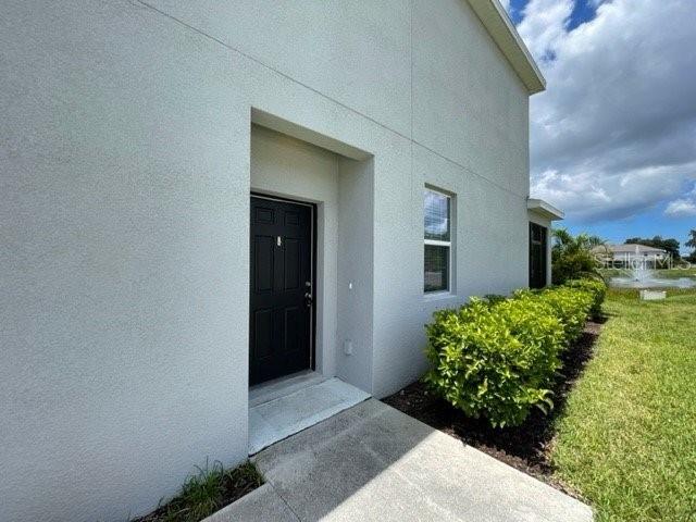 BAYTOWN SQUARE - Residential Lease