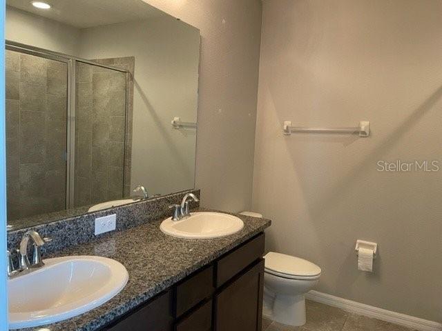 BAYTOWN SQUARE - Residential Lease