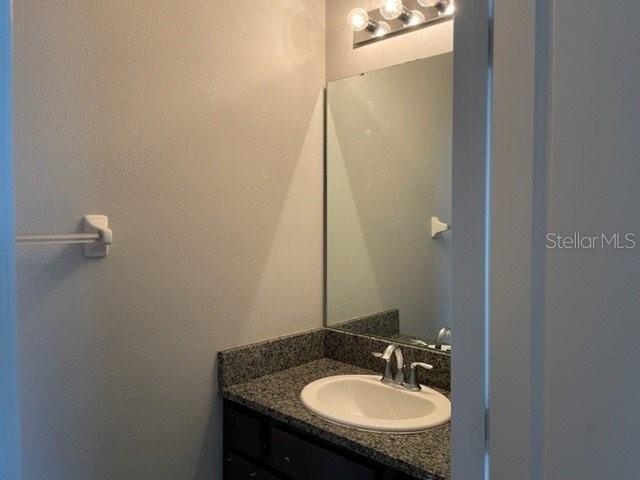 BAYTOWN SQUARE - Residential Lease