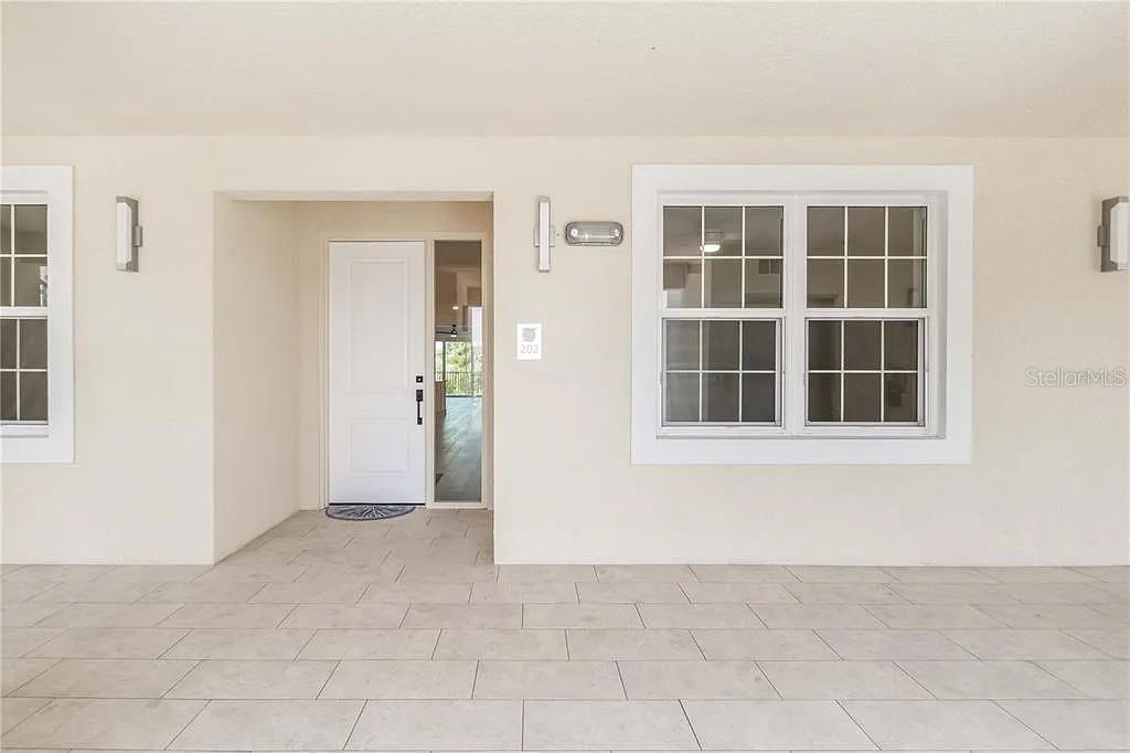 280 HIDDEN BAY DRIVE 302