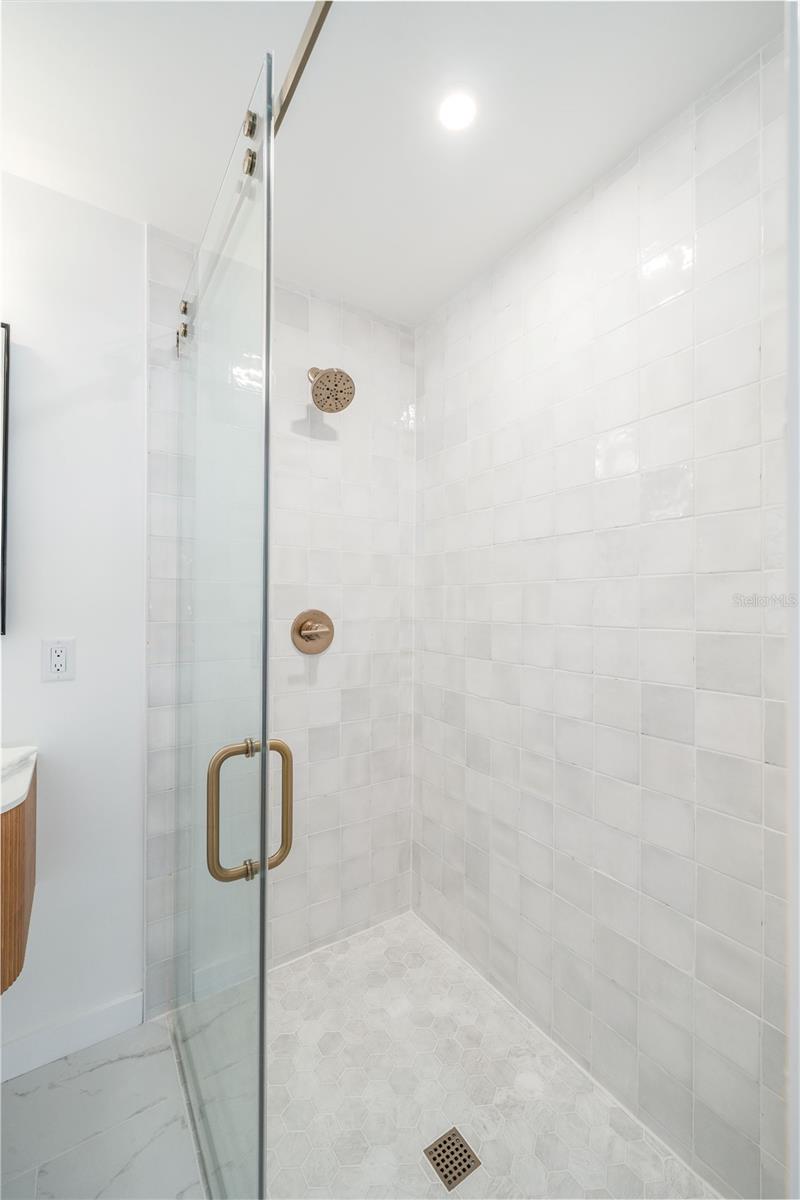 LAKE CONWAY ESTATES - Residential