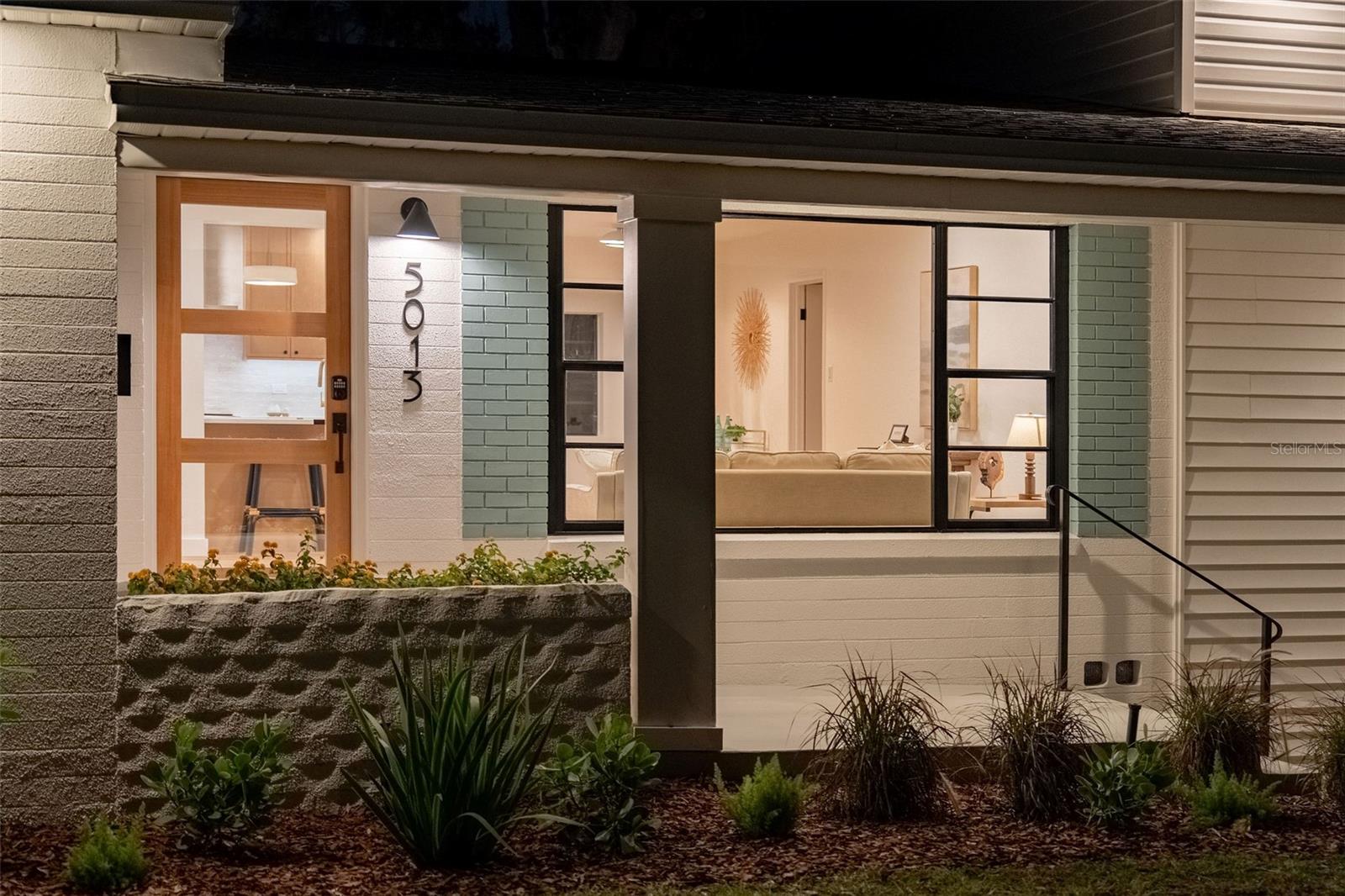 LAKE CONWAY ESTATES - Residential