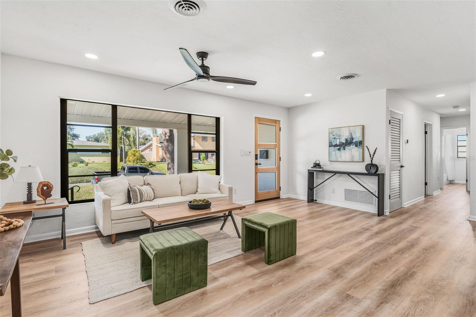 LAKE CONWAY ESTATES - Residential