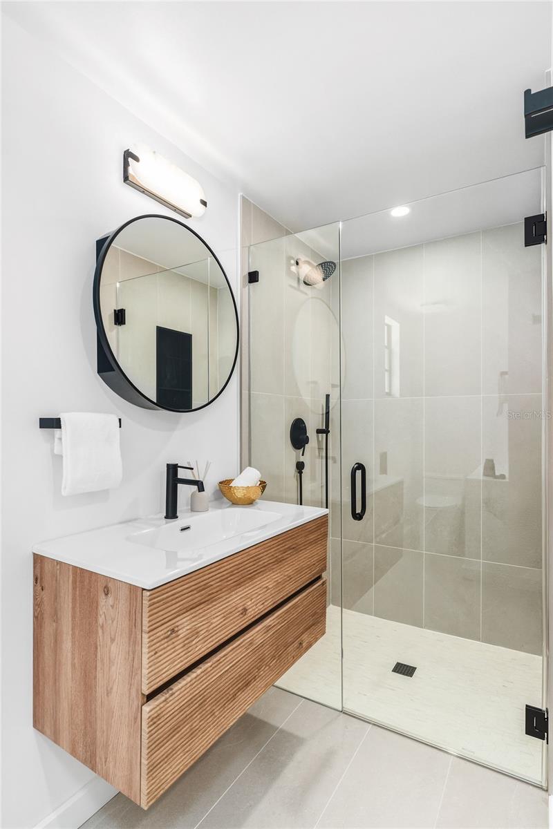 LAKE CONWAY ESTATES - Residential