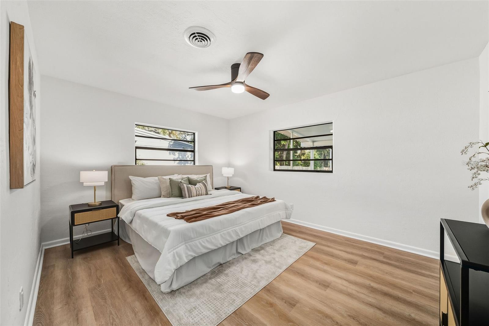 LAKE CONWAY ESTATES - Residential