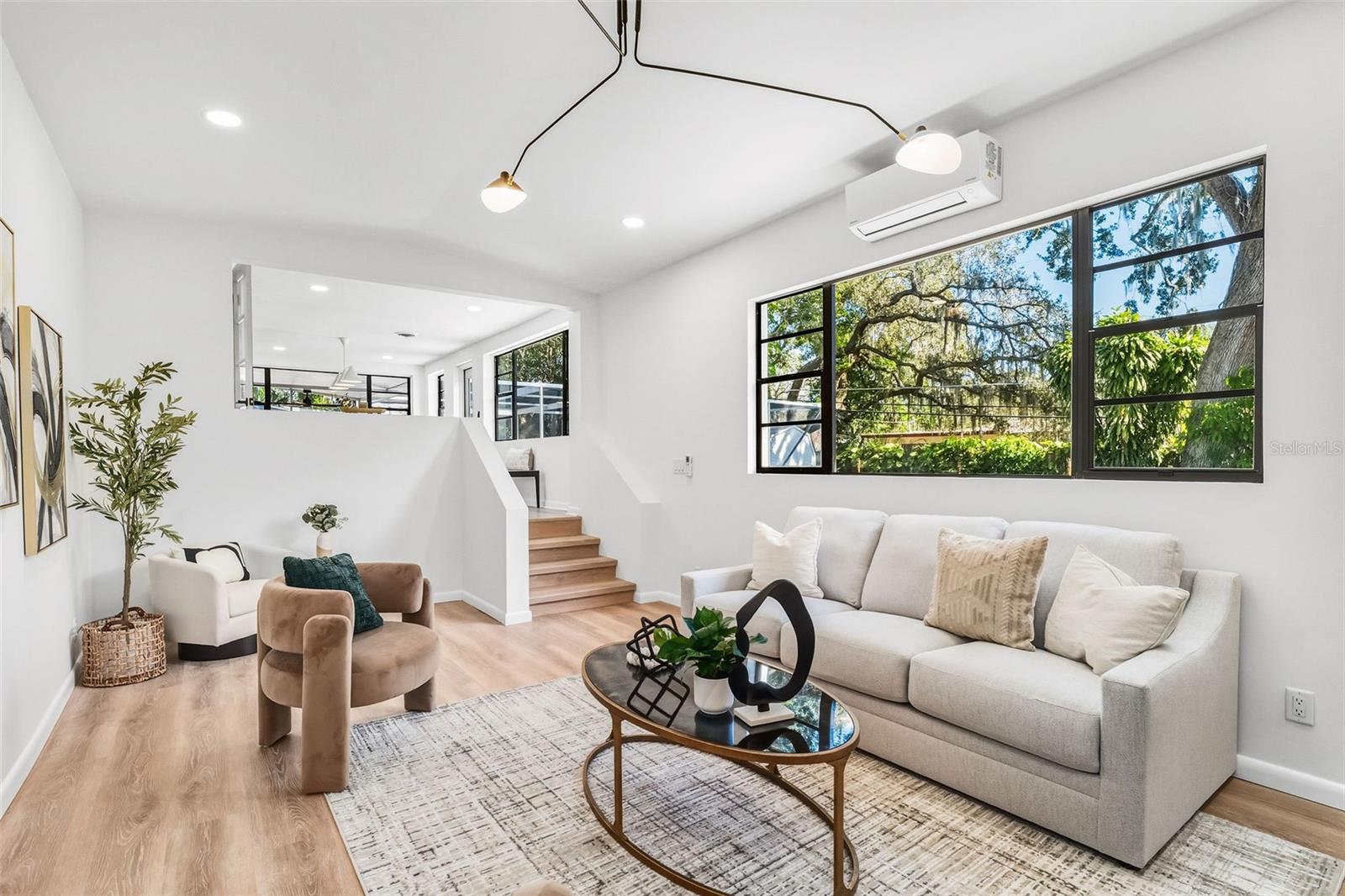 LAKE CONWAY ESTATES - Residential