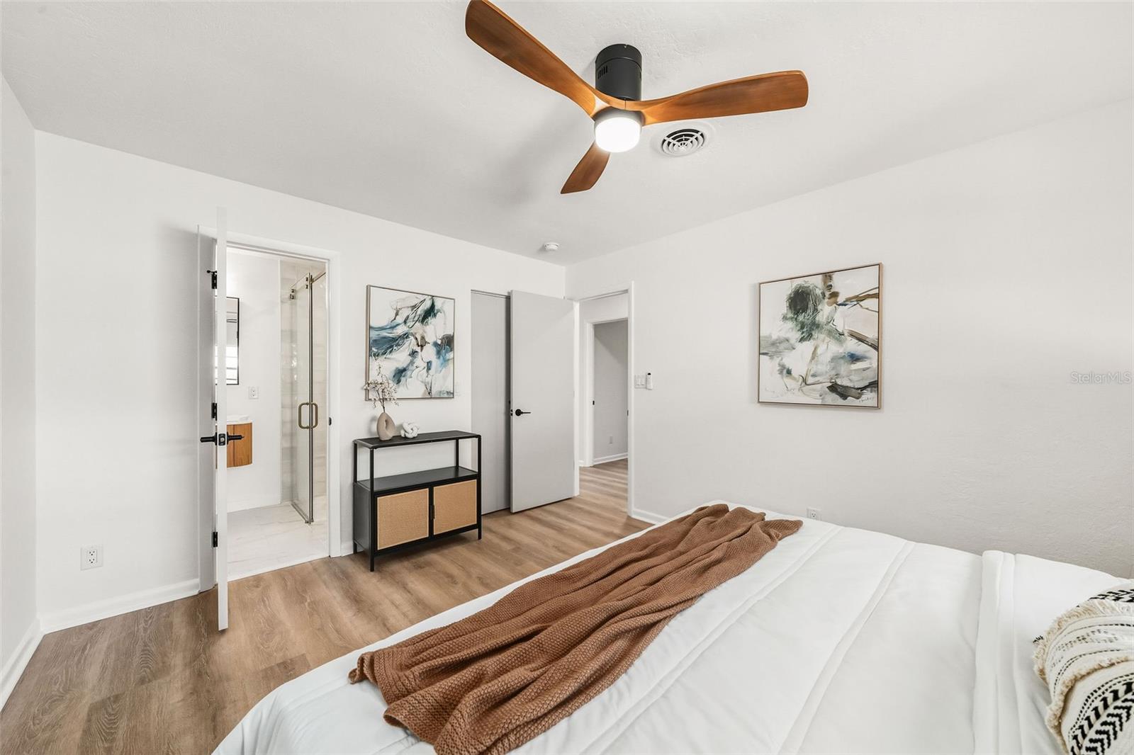 LAKE CONWAY ESTATES - Residential