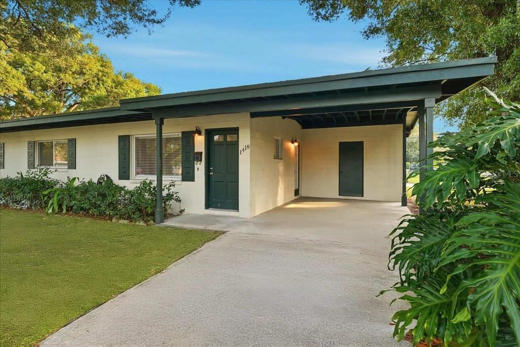 Photo of 1418 Beatrice Drive, Orlando, FL 32810 (MLS # O6364153)