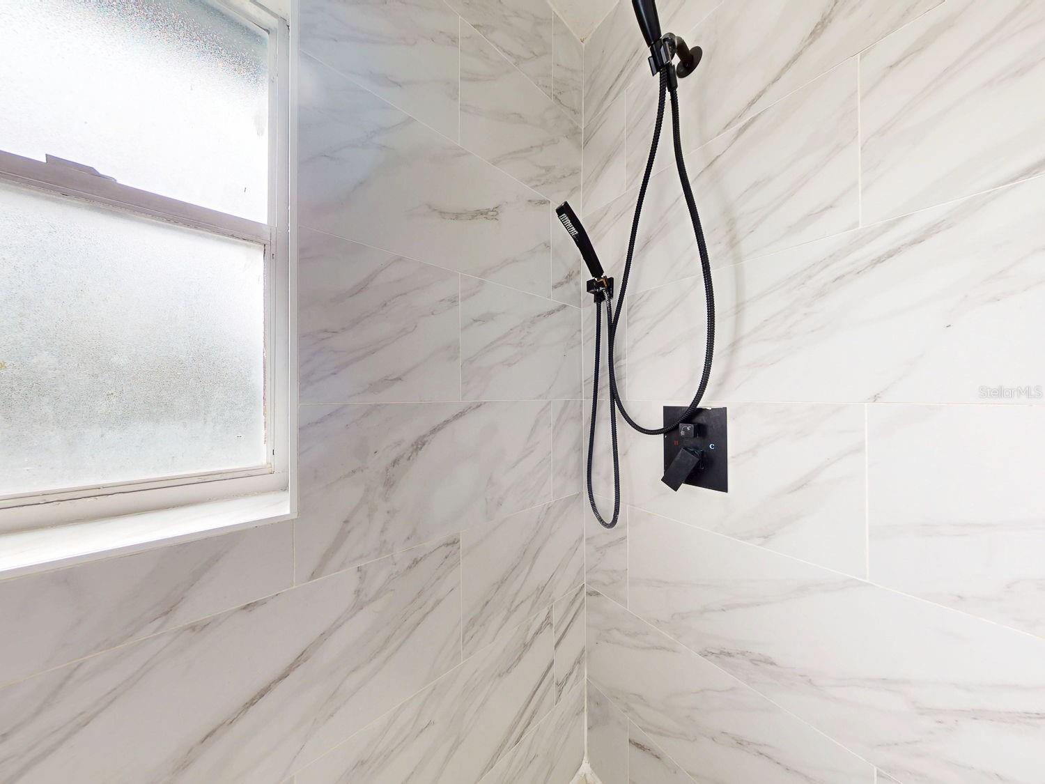 FRAZE ACRES - Residential Lease