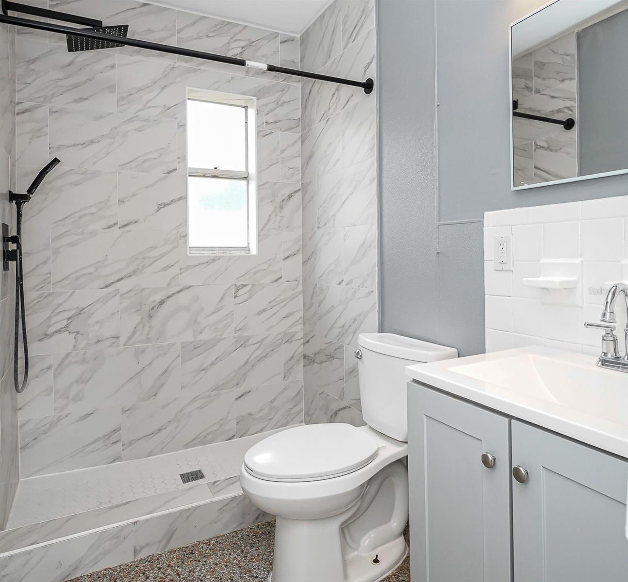 FRAZE ACRES - Residential Lease