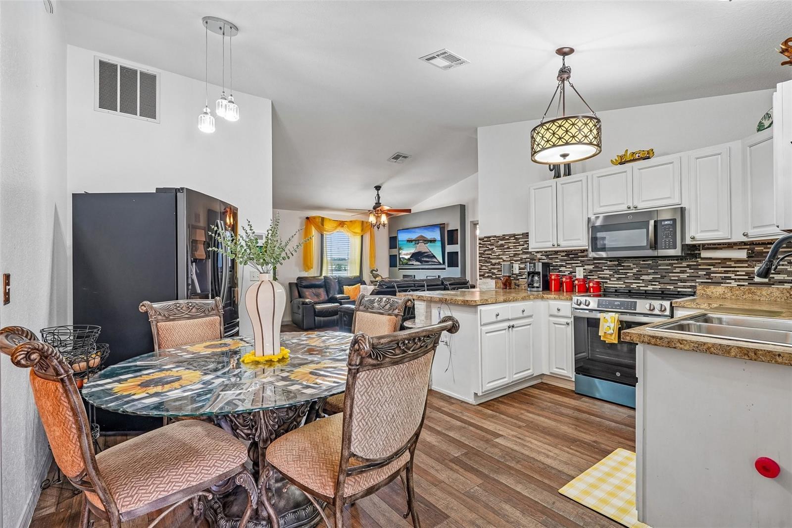 SILVER SPGS SHORES UN 24 - Residential