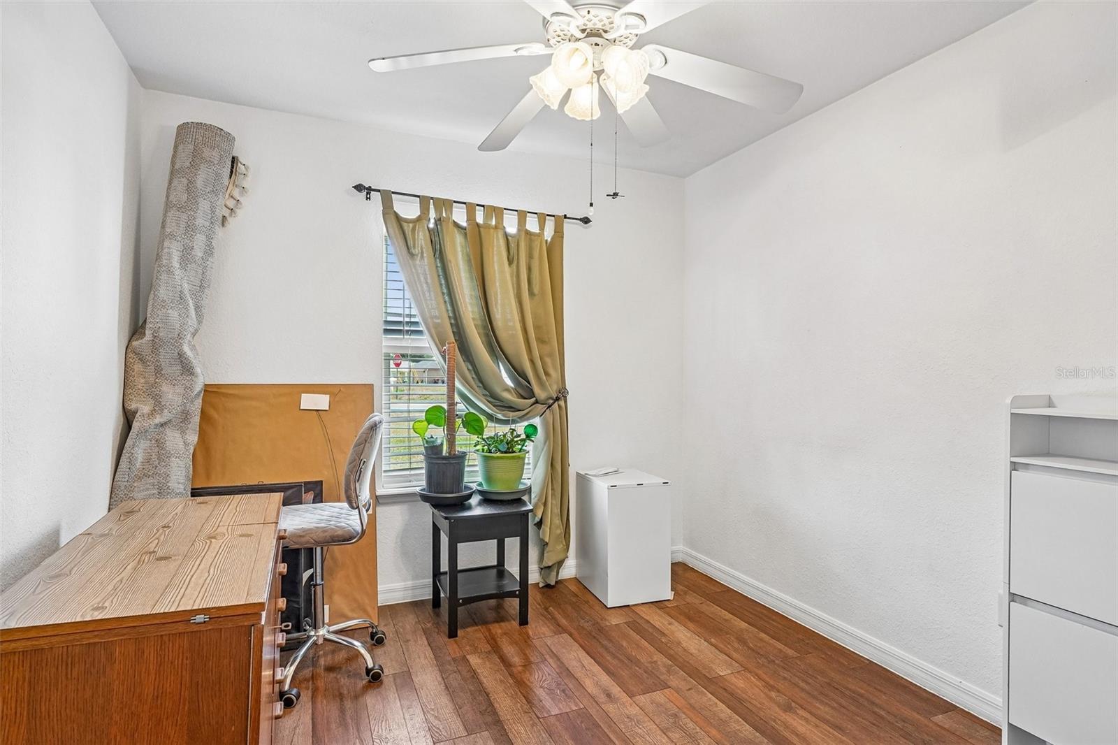 SILVER SPGS SHORES UN 24 - Residential