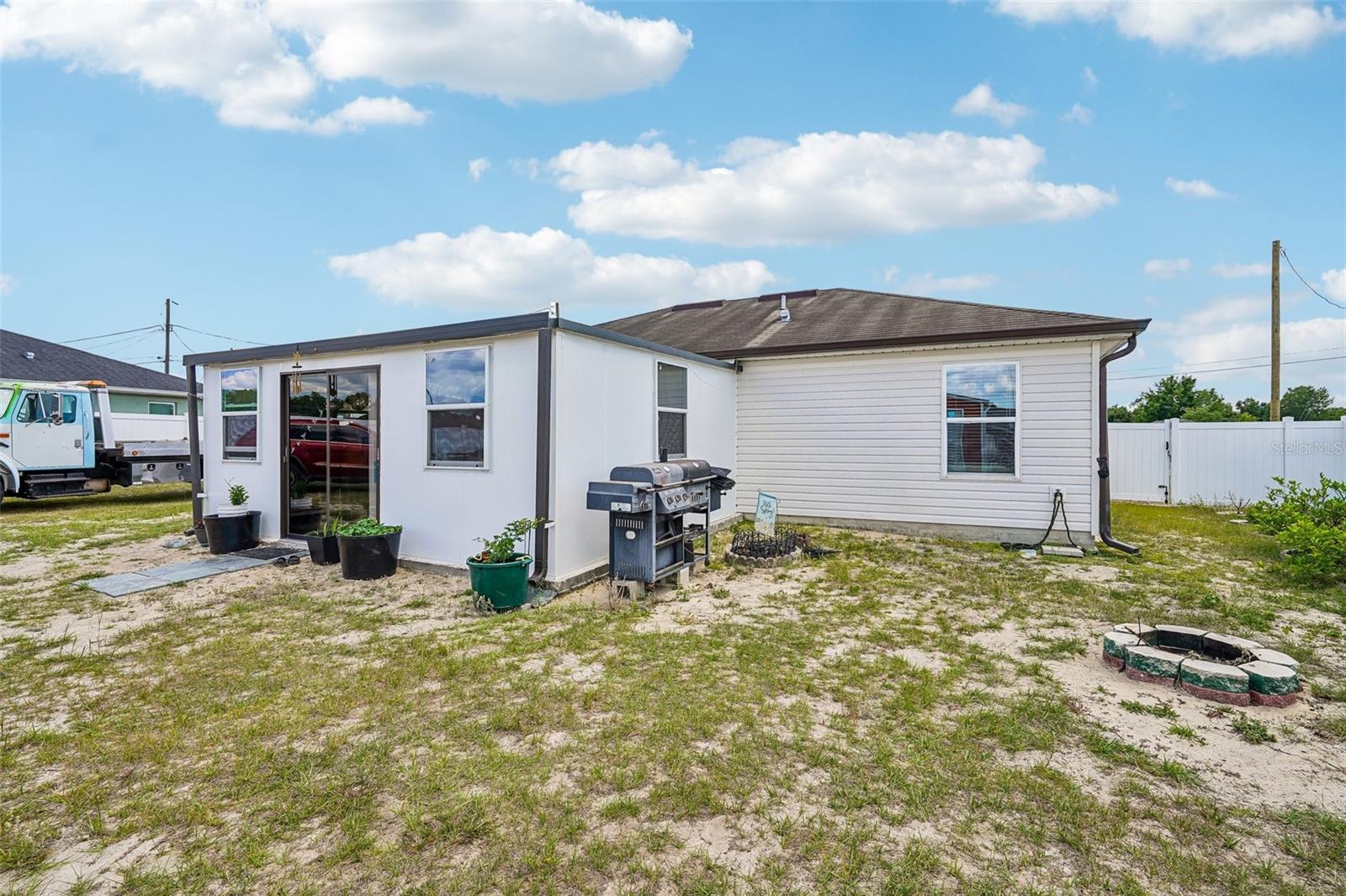 SILVER SPGS SHORES UN 24 - Residential