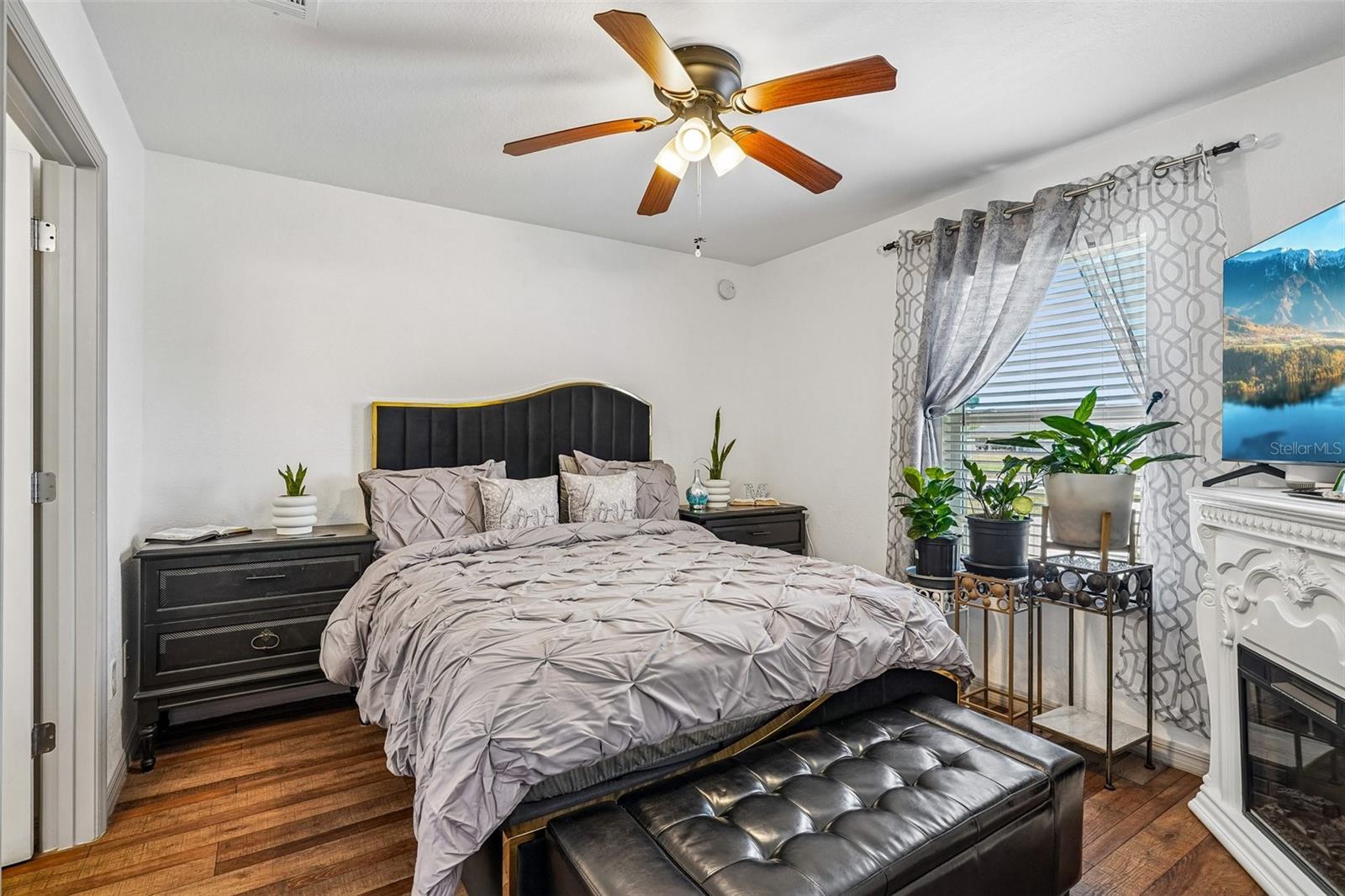 SILVER SPGS SHORES UN 24 - Residential