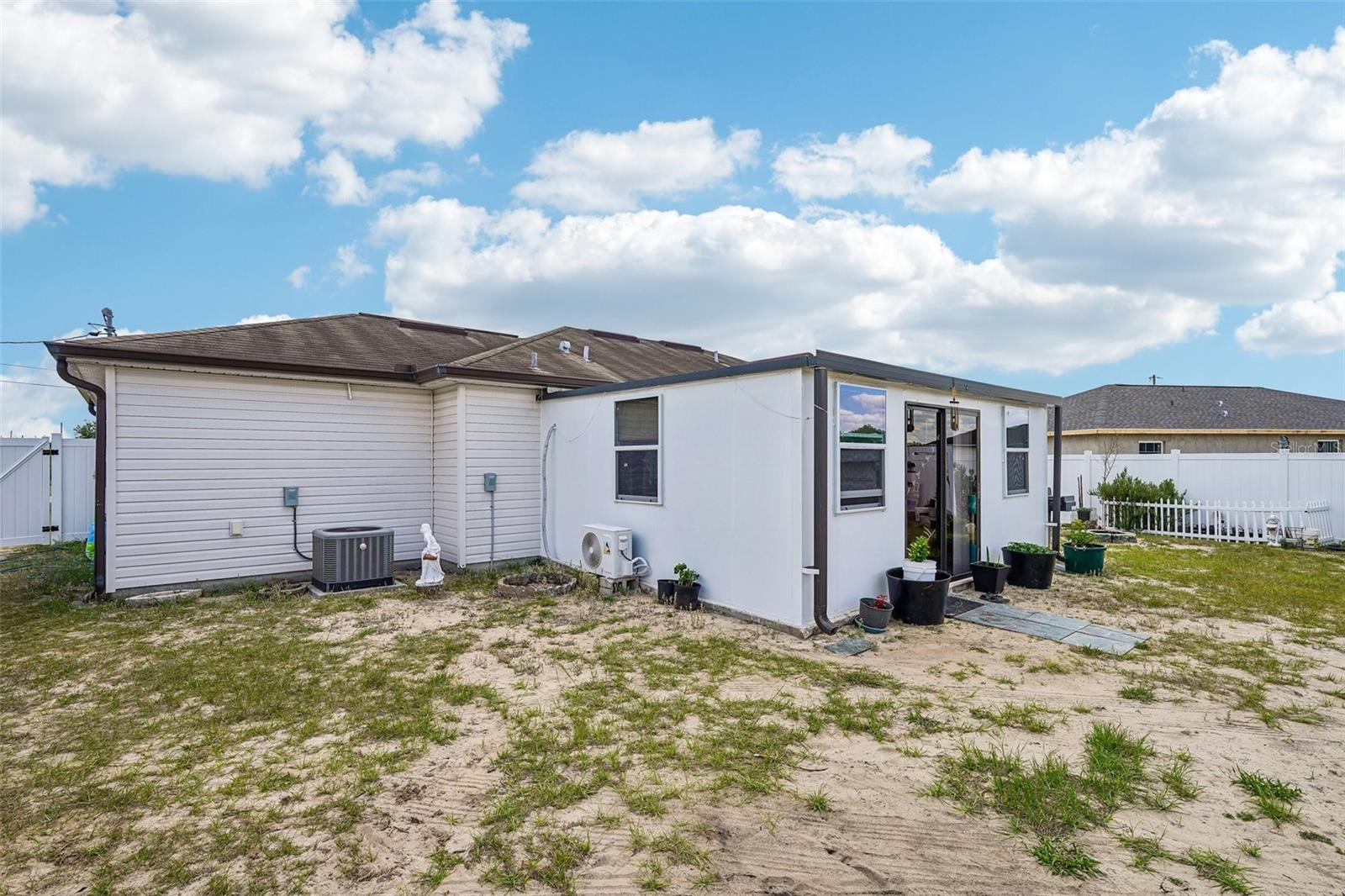 SILVER SPGS SHORES UN 24 - Residential