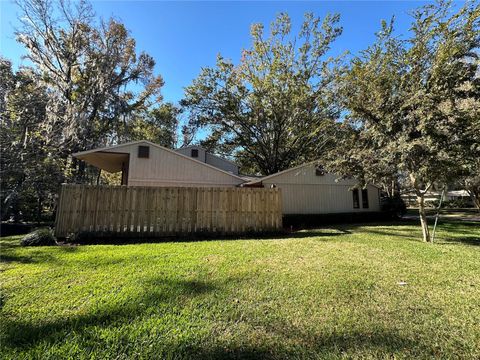 A home in ALACHUA