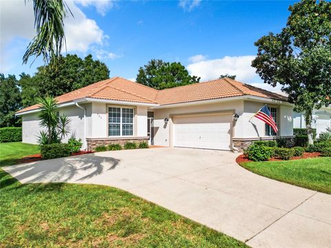 A home in HERNANDO